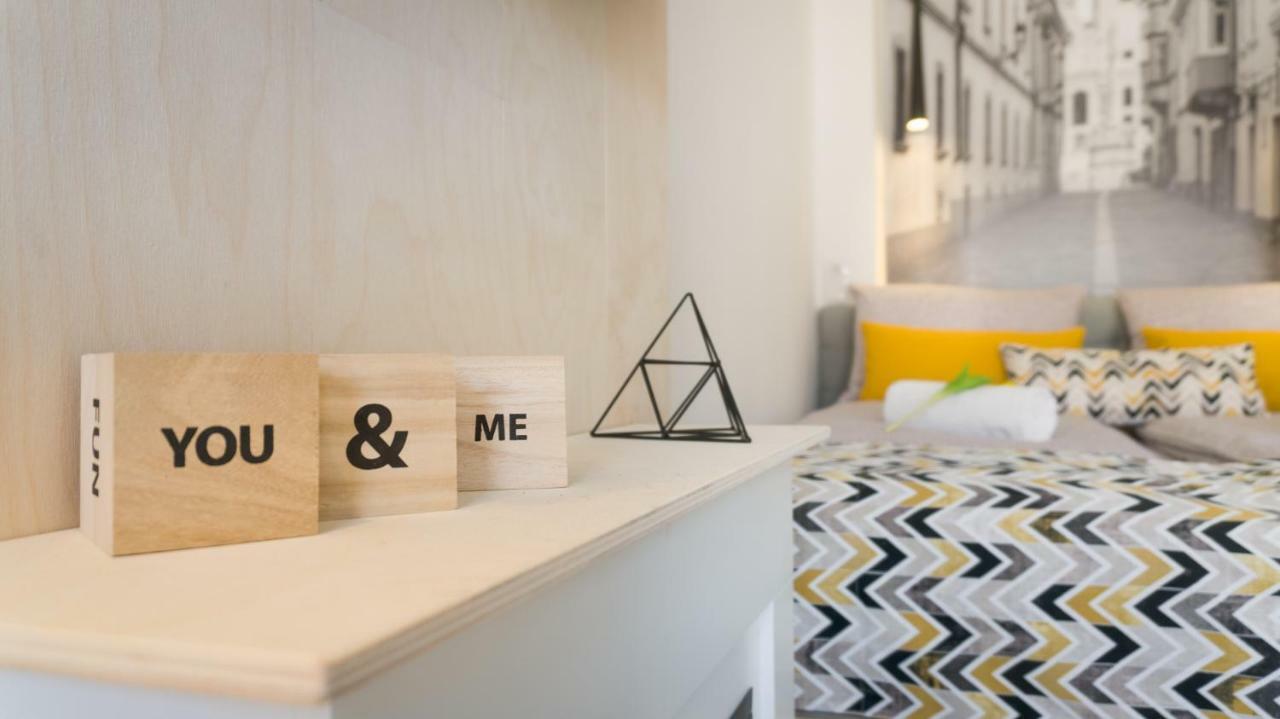 Luxury Studio 24 เยอร์ ภายนอก รูปภาพ